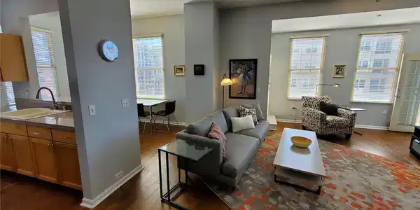 475 W 12th Avenue