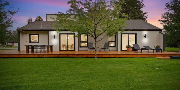 1305 Lindenwood Drive
