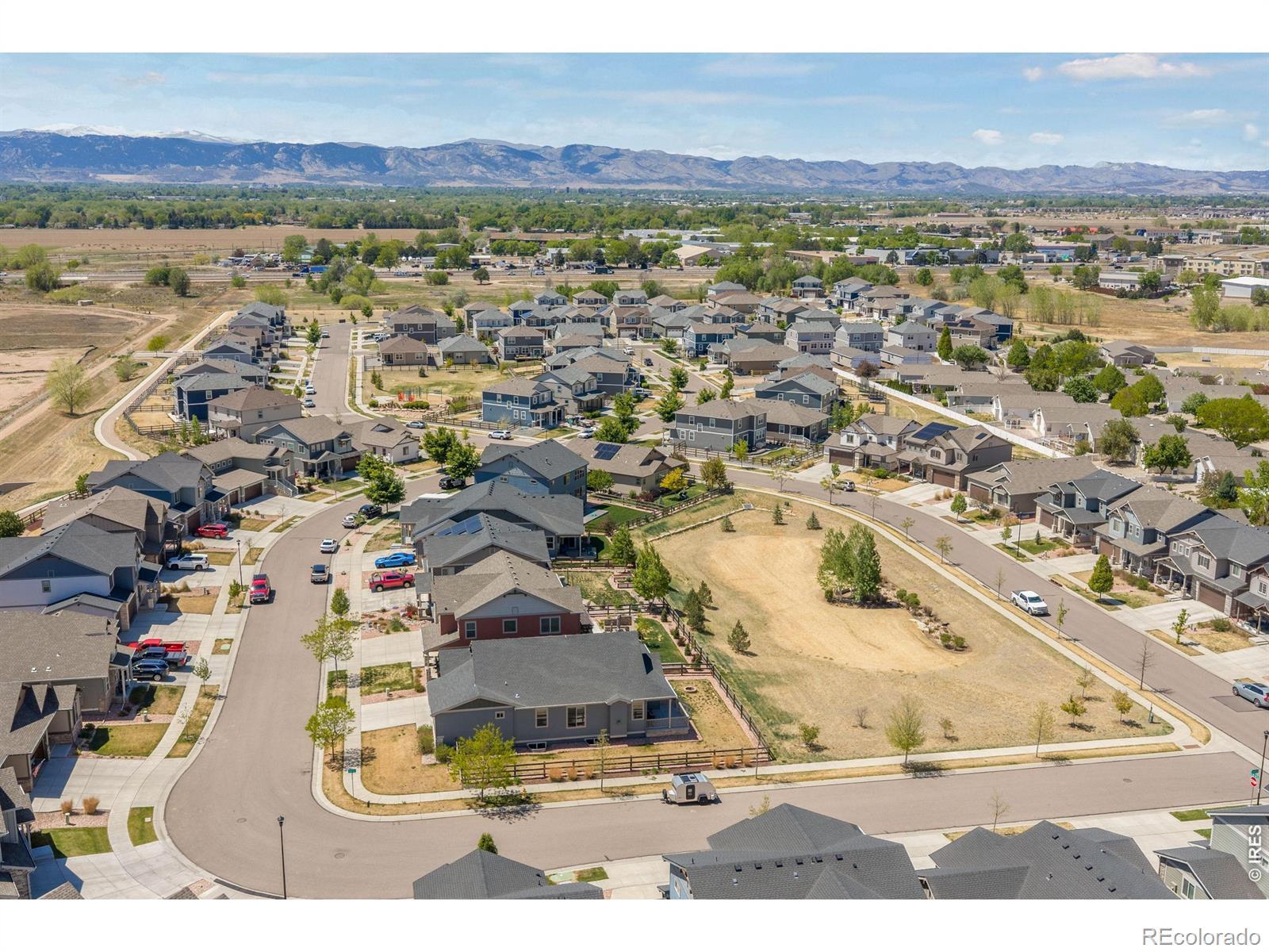 Image 2: Located directly across from neighborhood open space and mountain views from inside, and both yards! Image 2: Located directly across from neighborhood open space and mountain views from inside, and both yards!