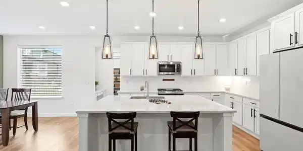 Image 3: A kitchen big enough for everyone! Image 3: A kitchen big enough for everyone!