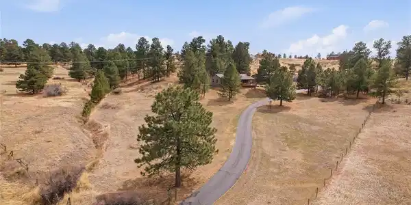 8216 Ponderosa Lane