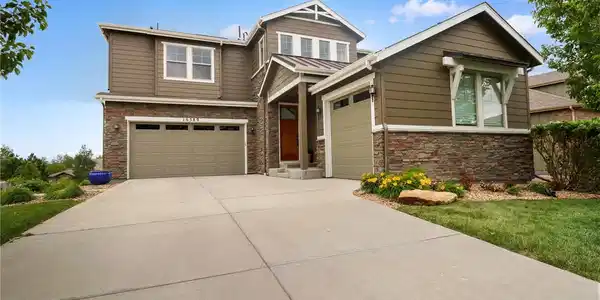 16589 Prospect Lane