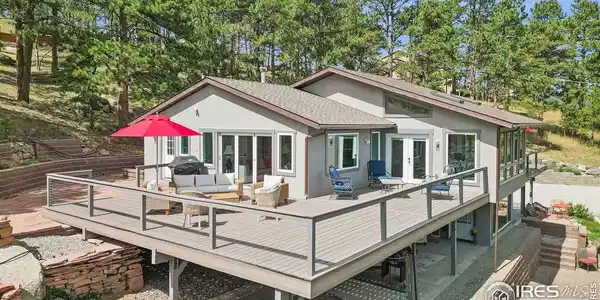 2990 Linden Drive