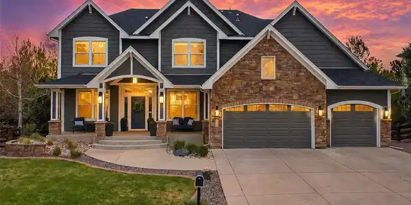 3326 Coyote Hills Way