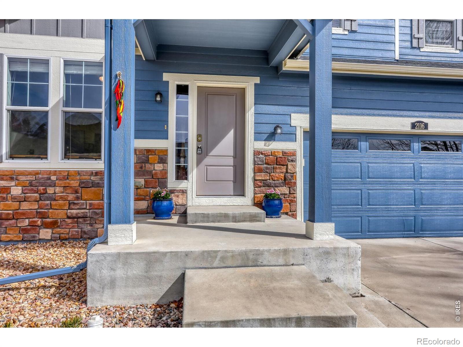 Image 4: Front porch Image 4: Front porch
