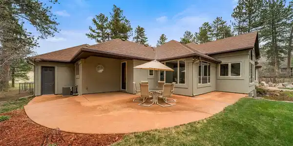 4336 Mohawk Drive