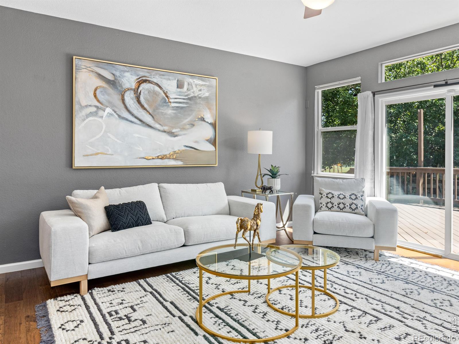 Image 3: The coziest living room! Image 3: The coziest living room!