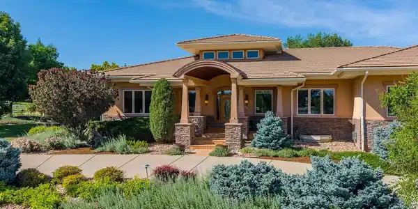 Image 3: Perfectly appointed on a .60 ACRE lot Image 3: Perfectly appointed on a .60 ACRE lot