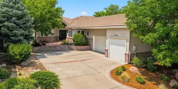 7421 Vardon Way