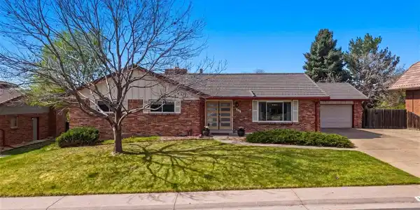 7314 W Walden Drive