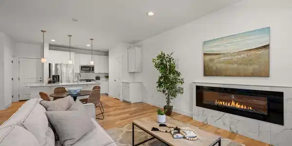 747 Robert Street