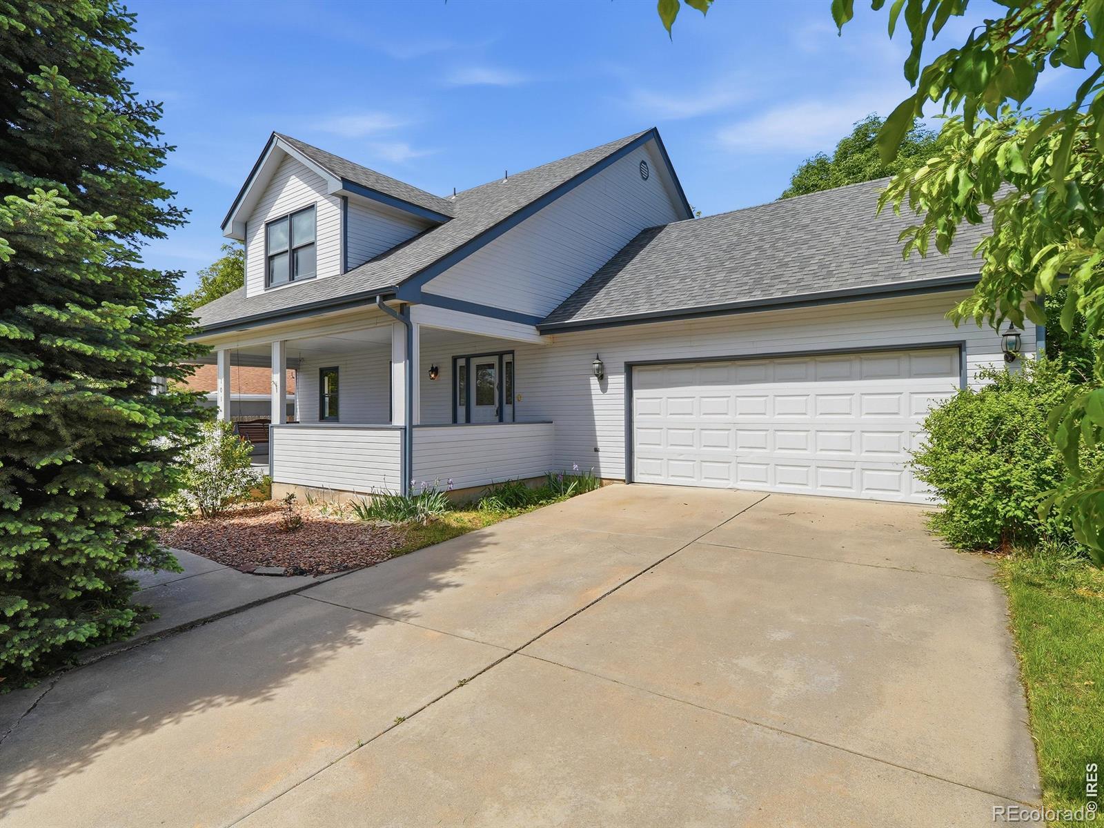 Image 3: East facing driveway Image 3: East facing driveway