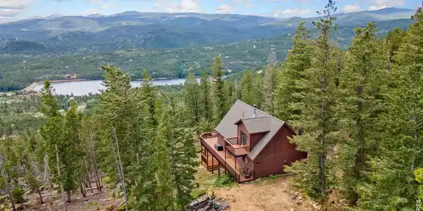 1255 Jicarilla Trail