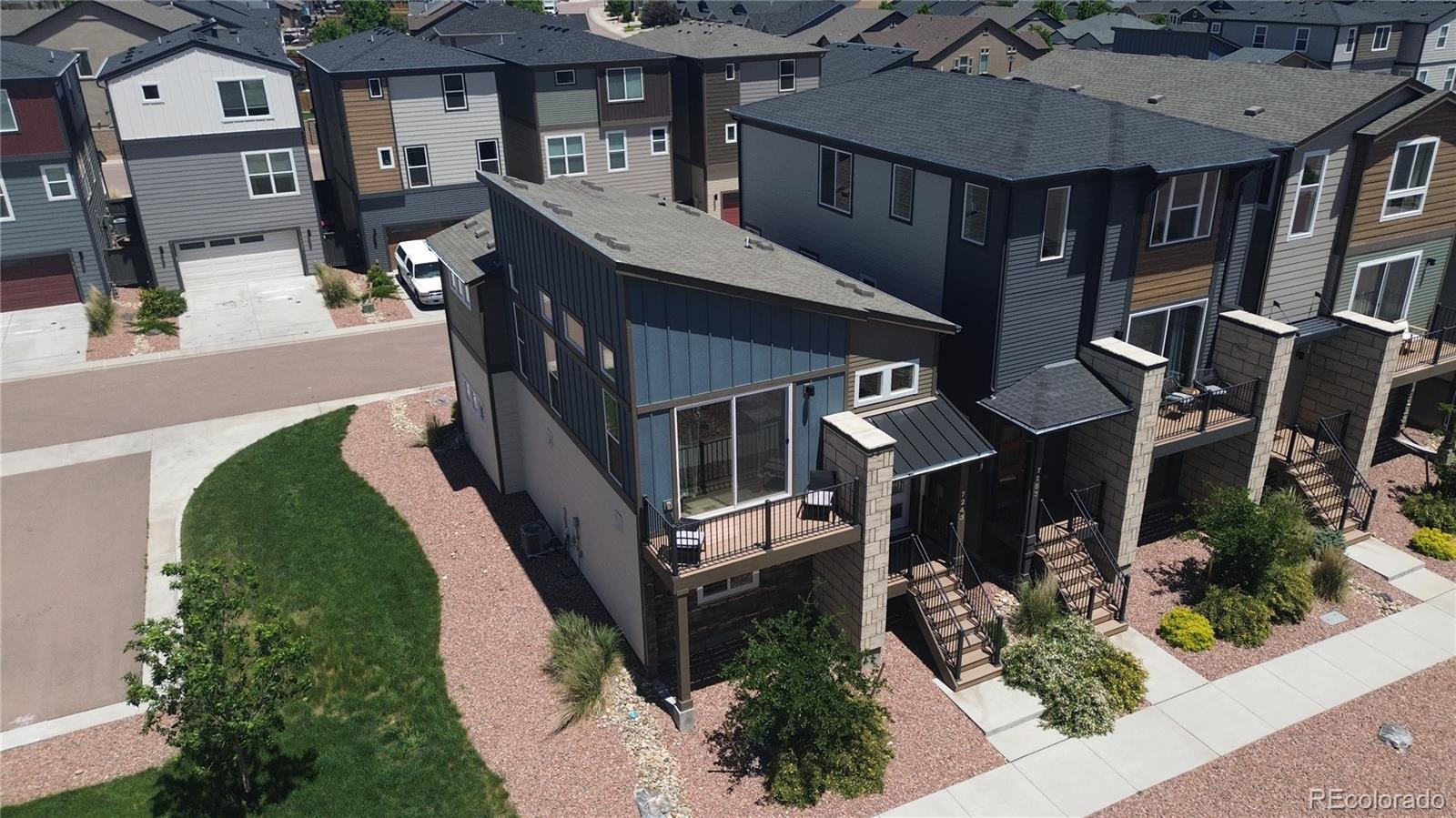 Image 4: Aerial view of xeriscaped side yard. Image 4: Aerial view of xeriscaped side yard.