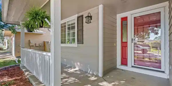 Image 3: Covered front porch Image 3: Covered front porch