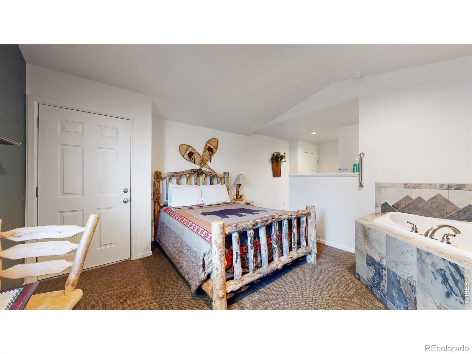 Image 2: Living area Image 2: Living area