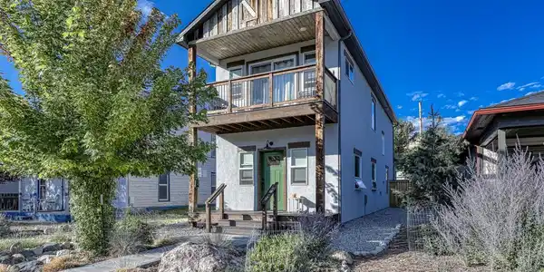525 W 2nd Street