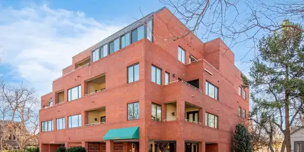 624 Pearl Street