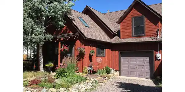 131 W Boulder Street