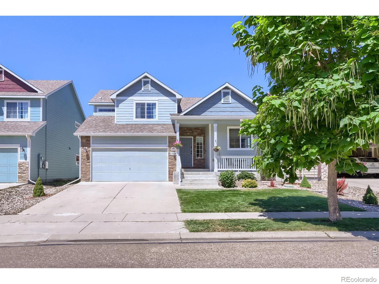 Image 3: FRESH Exterior PAINT! Image 3: FRESH Exterior PAINT!