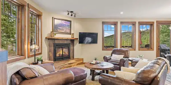 861 High Point Drive