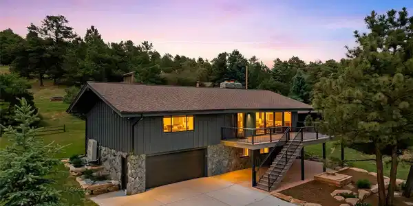 22133 Crestmoor Road