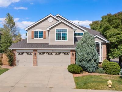 7469 La Quinta Place