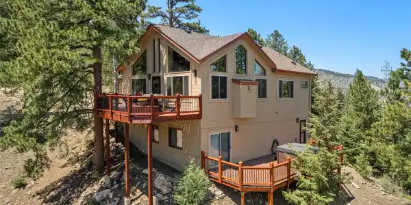 1281 Clear Creek Road