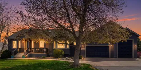 8890 Longs Peak Circle