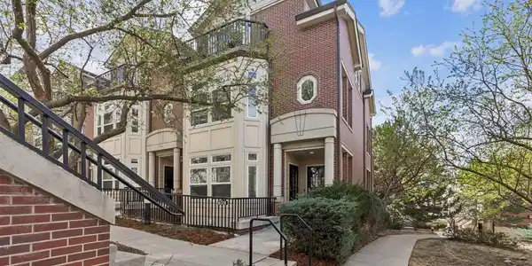 31 Jackson Street