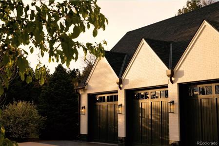 6 Lynn Road
