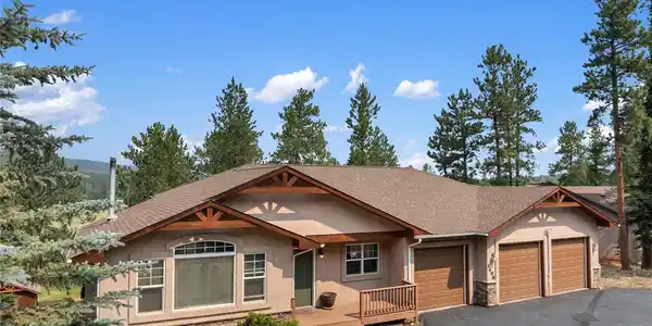 1498 Masters Drive