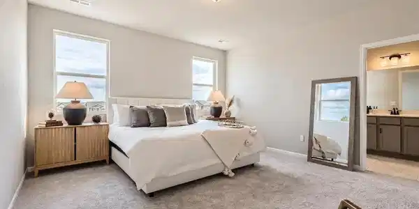 Image 4: Primary Suite