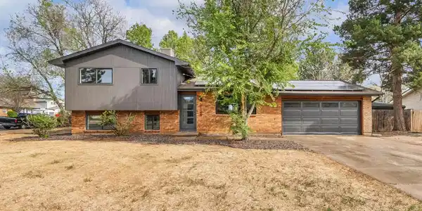 2124 Manchester Drive