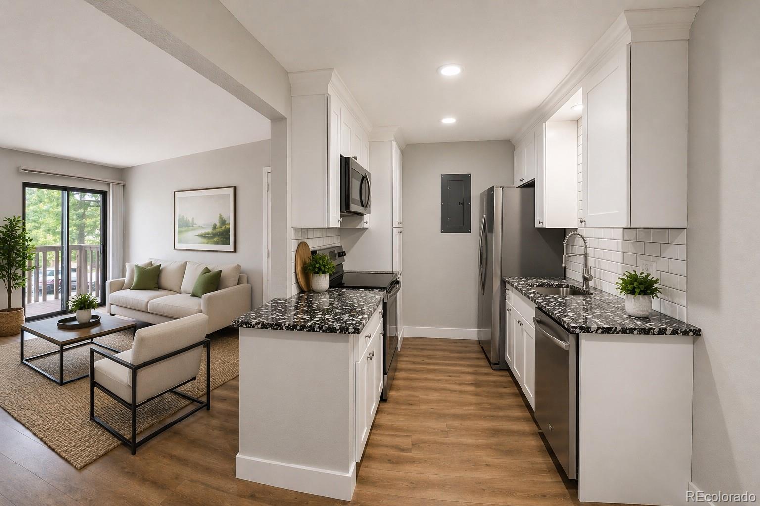 Image 4: Open Concept Dining Image 4: Open Concept Dining