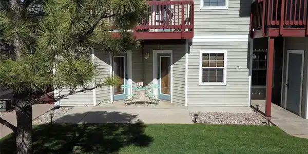 443 S 1st Street