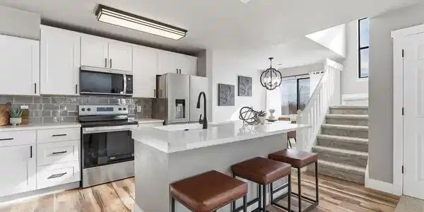 5620 W 80th Place