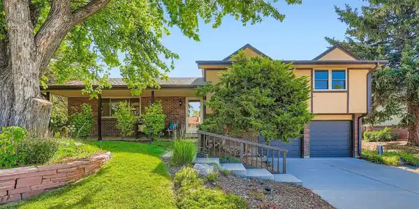 4868 Fairlawn Circle