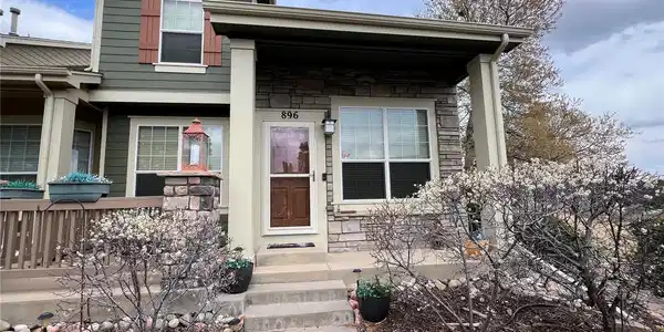 896 Ironspur Court