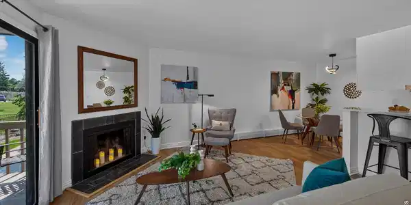 Image 3: Modern open layout in amazingly remodeled condo! Image 3: Modern open layout in amazingly remodeled condo!