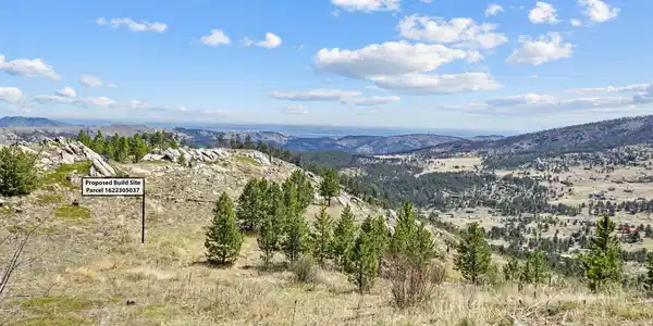 Image 3: Sweeping Views of Loveland and the Plains Image 3: Sweeping Views of Loveland and the Plains