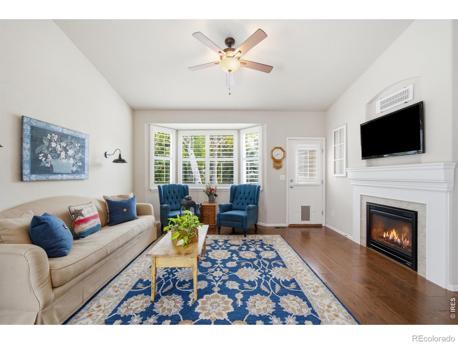 Image 4: Living Room with Bay Window and Fireplace Image 4: Living Room with Bay Window and Fireplace