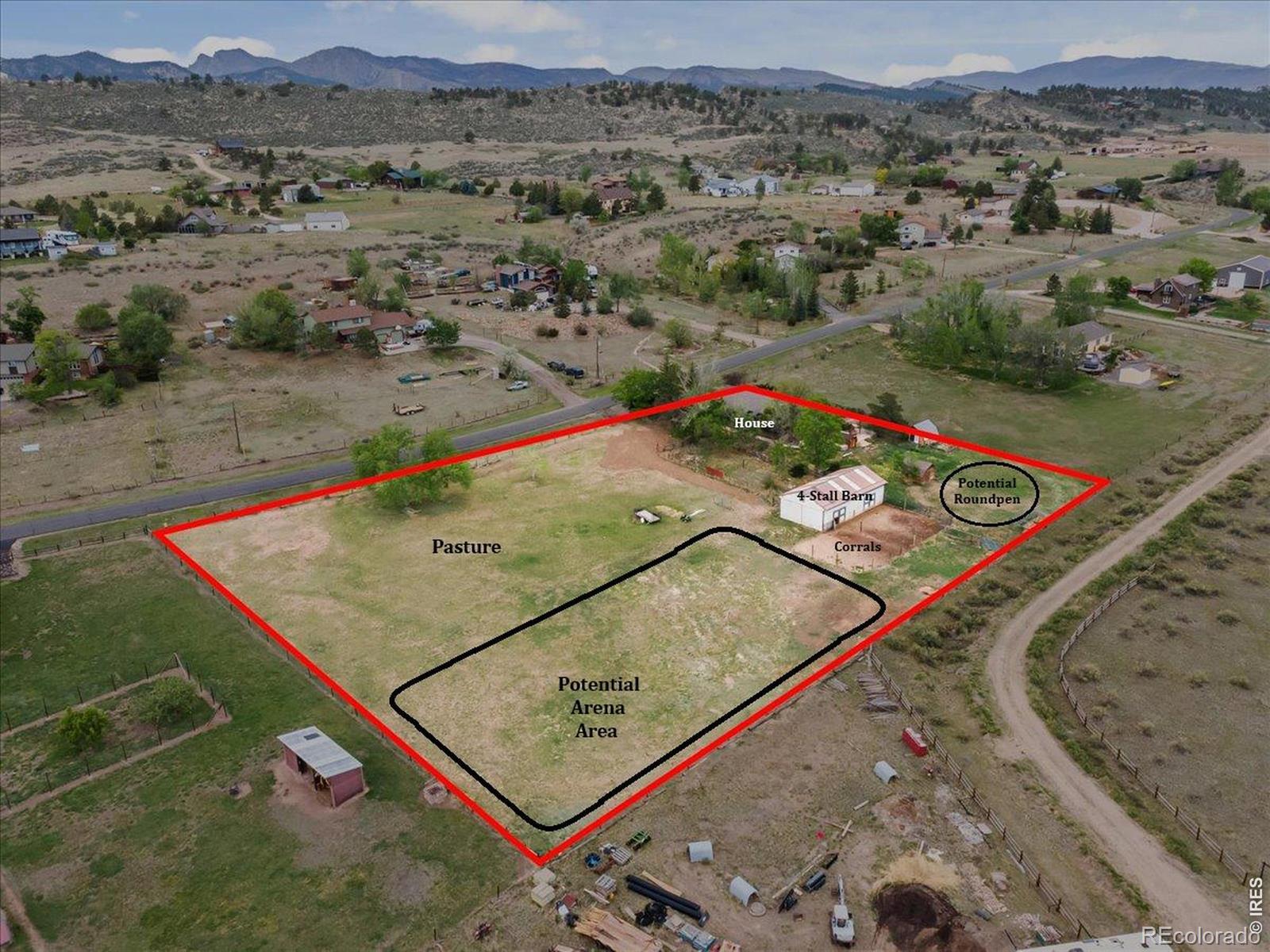 Image 3: Aerial view of the Horse Amenities Image 3: Aerial view of the Horse Amenities