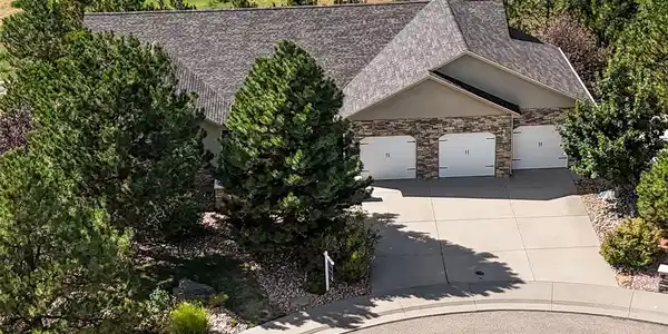 127 Corvette Court