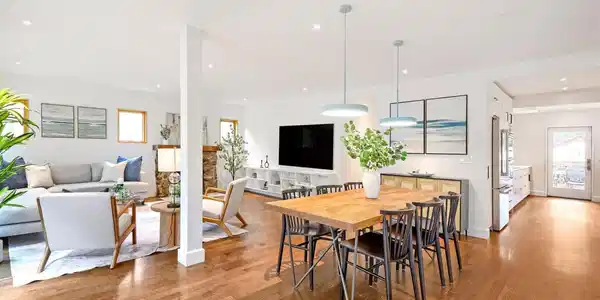 Image 3: Open living area Image 3: Open living area