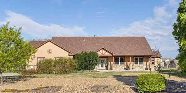 1405 Fox Ridge Parkway