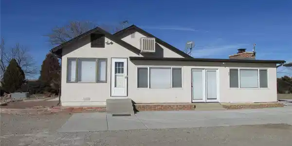 2580 E State Highway 96