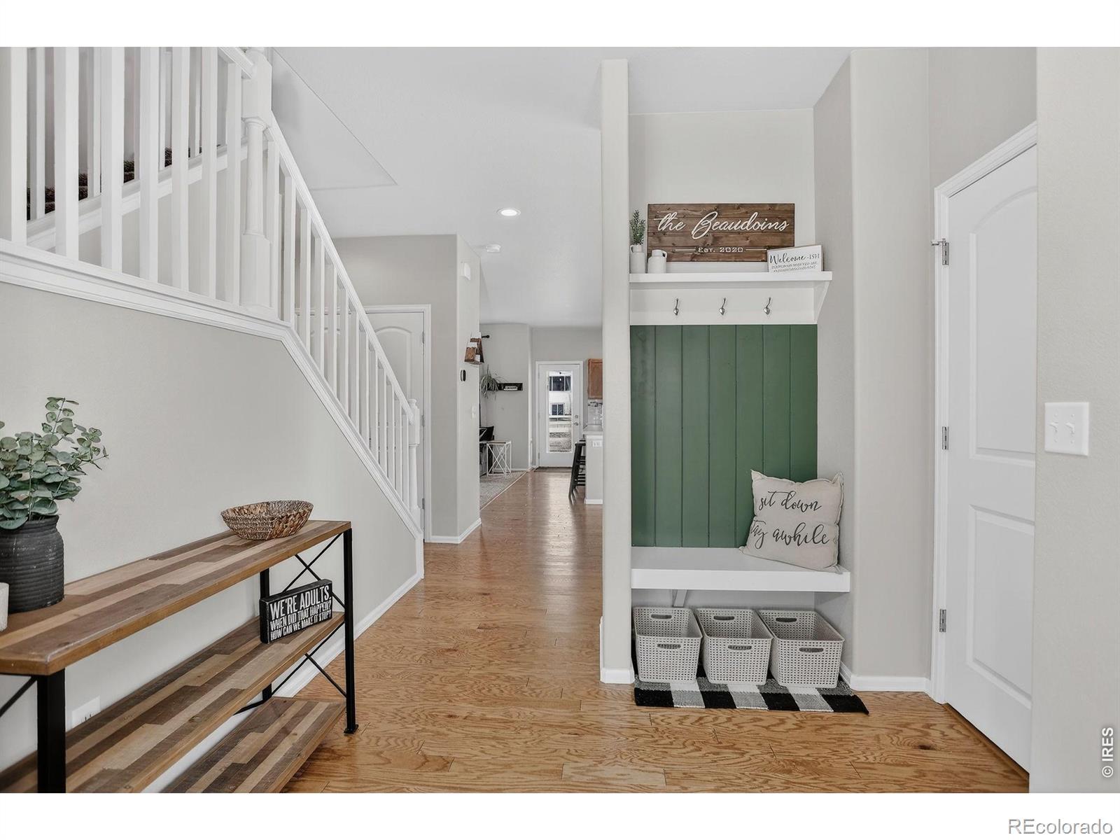Image 2: Front Entry