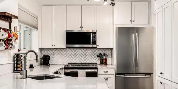 Image 2: Kitchen