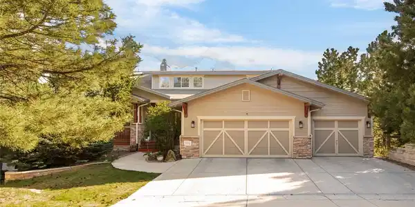 25042 E Davies Drive